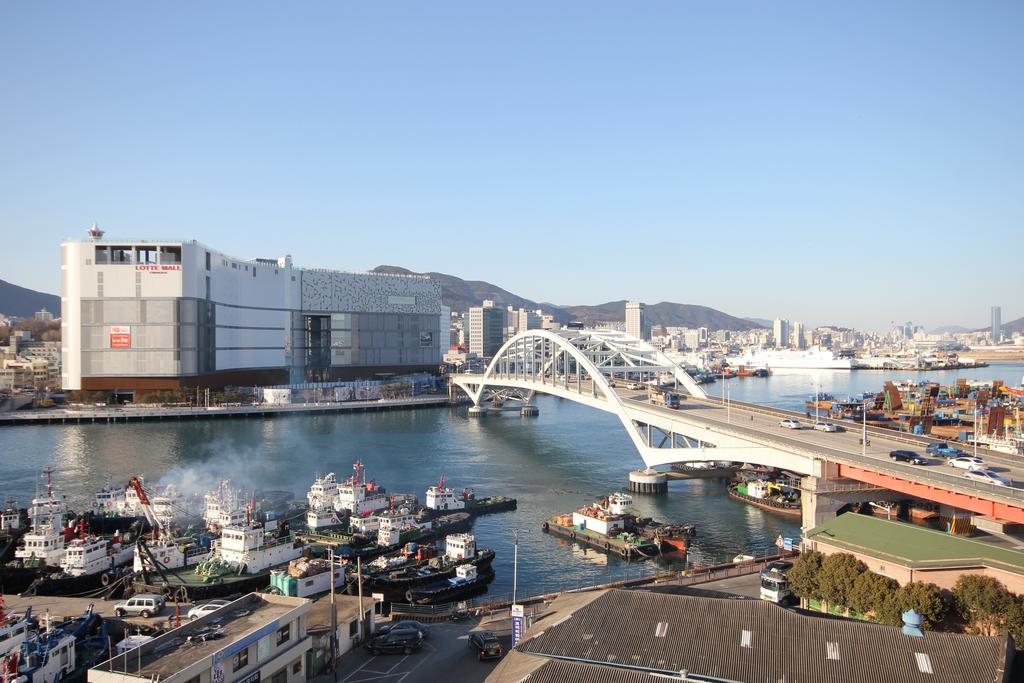 Hotel Bridge Busan Exteriör bild